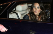 Kate sparkles in diamond necklace at charity fundraiser