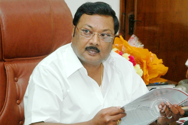 Alagiri suspended from DMK to maintain &#039;party discipline&#039;},{Alagiri suspended from DMK to maintain &#039;party discipline&#039;