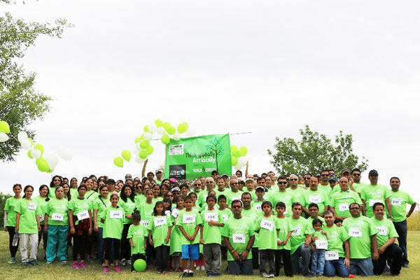 /media/k2/galleries/52717/BAPS-Charities-Walk04