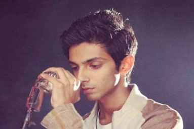 A Tribute for Pawan Kalyan by Anirudh