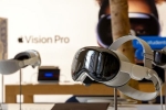 Apple AR Glasses updates, Apple AR Glasses latest breaking, apple to stop development of ar glasses for mac computers, Apple vision pro