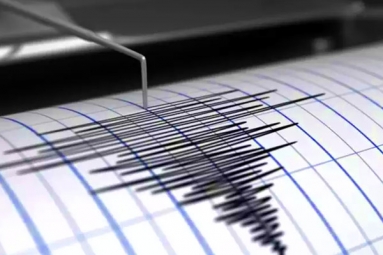 Strong Earthquake with 5.6 Magnitude in New Delhi