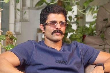 Vijay Deverakonda Admits Not Spending Time with his Girlfriend