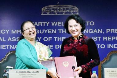 India - Vietnam signs civil nuclear pact