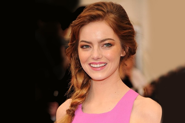 Emma Stone to star in 'Cabaret'},{Emma Stone to star in 'Cabaret'