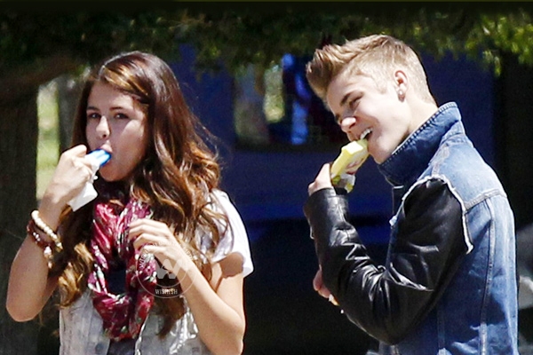 Why is Bieber bragging about Gomez's love?},{Why is Bieber bragging about Gomez's love?