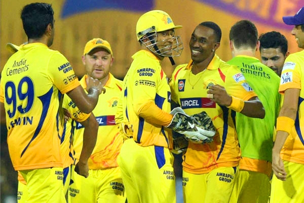 IPL 2015: Bravo's sensational catches & Jadeja's 4-for leave RR frustrated},{IPL 2015: Bravo's sensational catches & Jadeja's 4-for leave RR frustrated