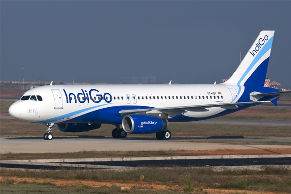 IndiGo, SpiceJet announce super summer sale, slash fares},{IndiGo, SpiceJet announce super summer sale, slash fares
