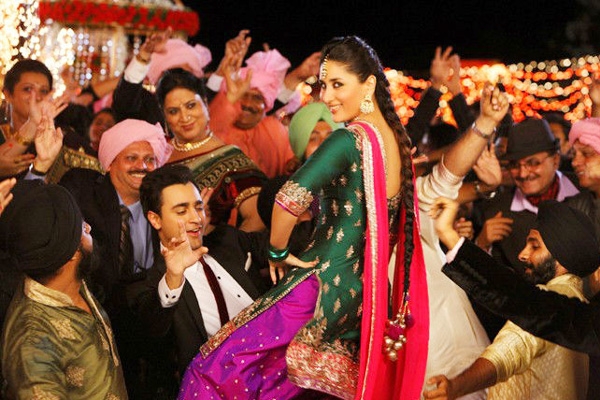 Kareena Kapoor khan as Punjabi Kudi soon?},{Kareena Kapoor khan as Punjabi Kudi soon?