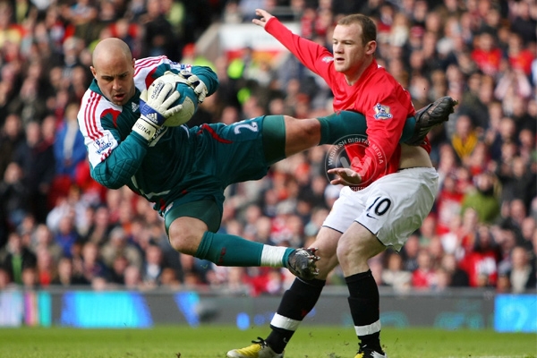 13 bizarre football facts we bet you didn't know},{13 bizarre football facts we bet you didn't know