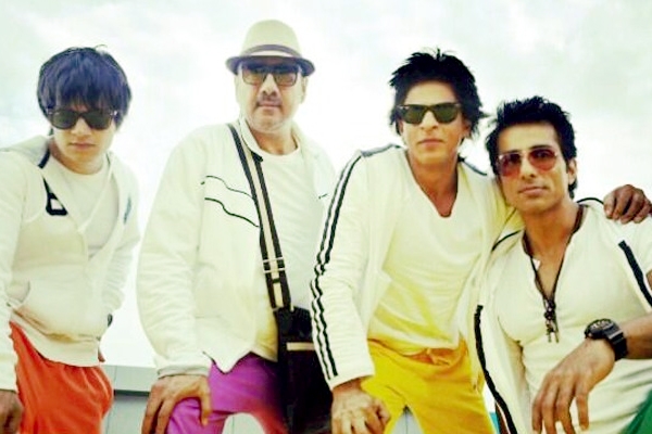 Shahrukh Khans cool look in Happy New Year},{Shahrukh Khans cool look in Happy New Year