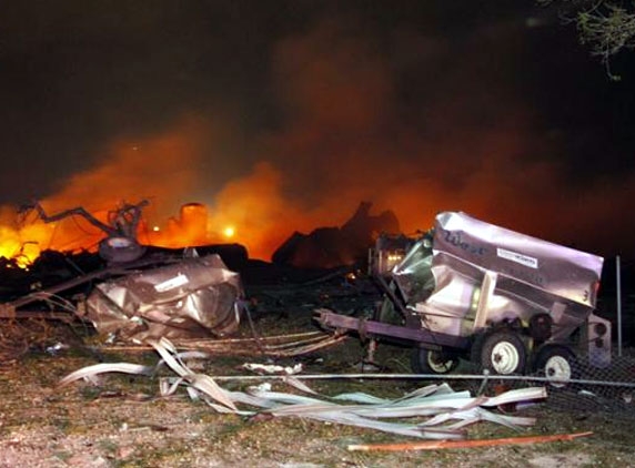 Residents panic stricken after fertilizer plant explosion