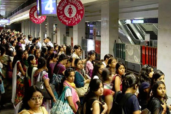 Delhi becomes world's second most populated city},{Delhi becomes world's second most populated city