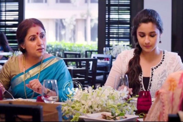 Alia Bhatt shares strong bond with Revathi after &#039;2 States&#039;},{Alia Bhatt shares strong bond with Revathi after &#039;2 States&#039;