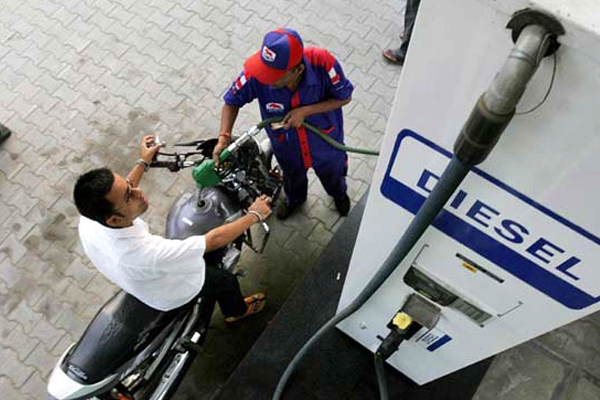 Diesel prices to go down for the first time in seven years},{Diesel prices to go down for the first time in seven years