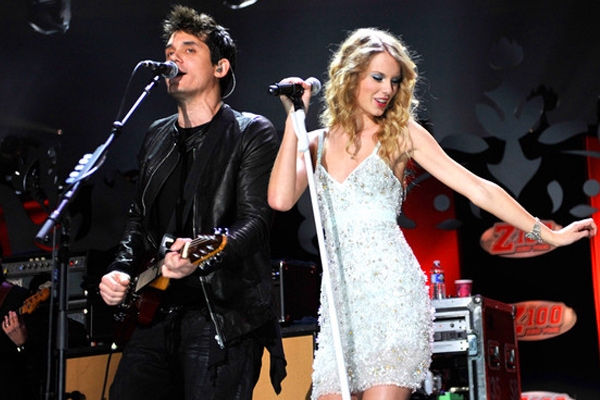 Taylor Swift and John Mayer dine at Chateau Marmont},{Taylor Swift and John Mayer dine at Chateau Marmont