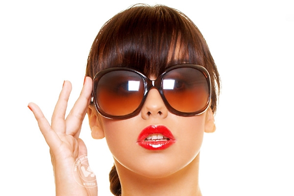 Goggles - How to find perfect eye glass frame for your face? },{Goggles - How to find perfect eye glass frame for your face? 