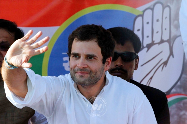 Congress&#039; poll manifesto hails Rahul Gandhi as PM},{Congress&#039; poll manifesto hails Rahul Gandhi as PM