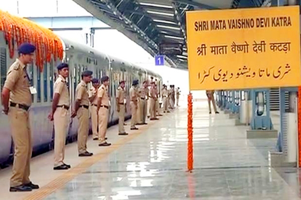Everything about new train for Vaishno Devi pilgrims flagged off by PM},{Everything about new train for Vaishno Devi pilgrims flagged off by PM