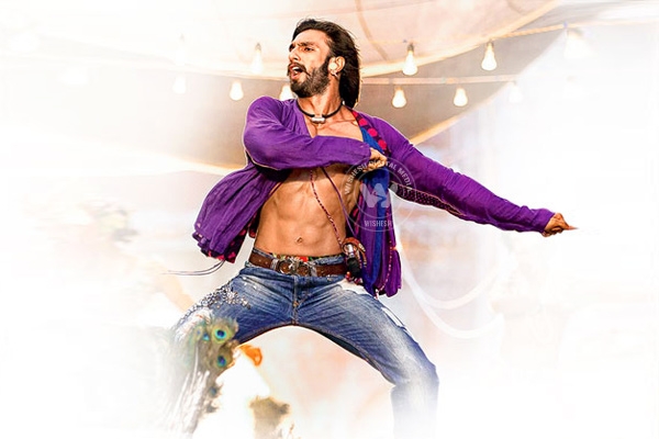 Ranveer Singh to do an item number},{Ranveer Singh to do an item number