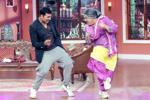 Akshay Kumar on Comedy Nights },{Akshay Kumar on Comedy Nights