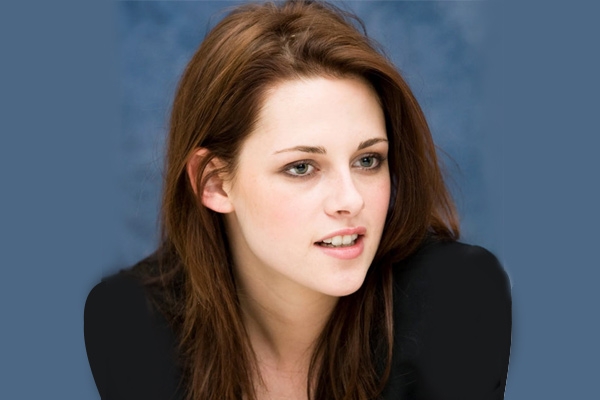 Kristen Stewart axed from &quot;Snow White and the Huntsman 2&quot;},{Kristen Stewart axed from &quot;Snow White and the Huntsman 2&quot;