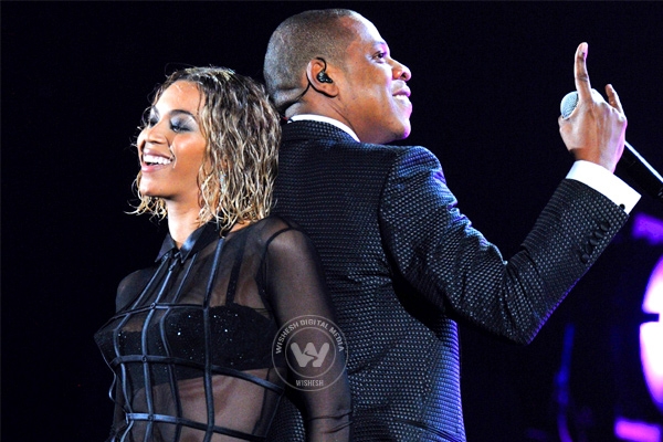 Jay Z-Beyonce sizzling Miami with their chemistry},{Jay Z-Beyonce sizzling Miami with their chemistry
