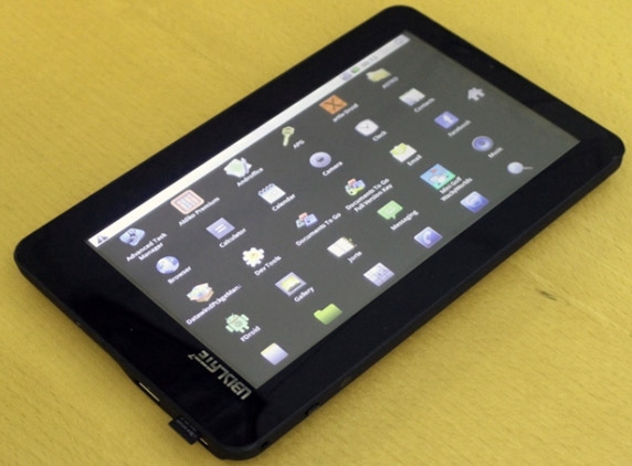 India decides to go ahead with Aakash tablets