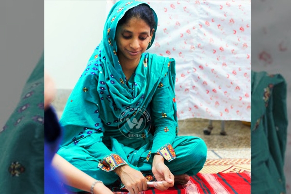 Indian Girl In Karachi Fails To Trace Family For 14 Years