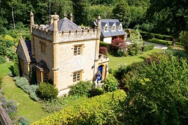 United Kingdom’s smallest Castle is for sale